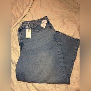 Good American Light Blue Good 90s Cropped Relax Jeans